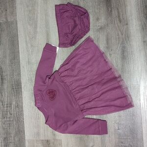 NWT Carter's Dress with diaper cover Size 6 months